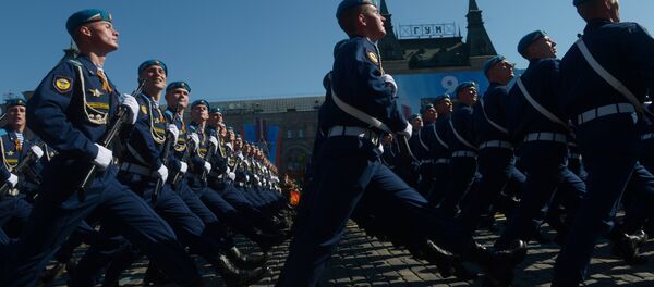 Défilé de la Victoire : répétition nocturne sur la Place rouge - Sputnik Afrique