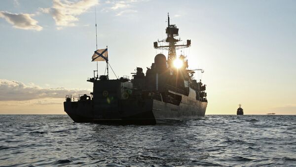 Le patrouilleur Iaroslav Moudry lors d'un exercice tactique en mer Baltique. - Sputnik Afrique