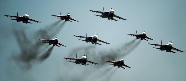 La patrouille aérienne russe Striji a 23 ans - Sputnik Afrique