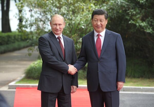 Vladimir Poutine et le président chinois Xi Jinping - Sputnik Afrique