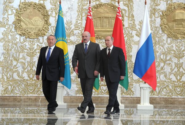 Union économique eurasiatique: la Russie ratifie le Traité - Sputnik Afrique