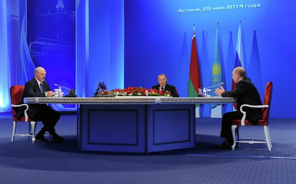 L'Union eurasiatique renforcera la sécurité de ses membres (Moody's) - Sputnik Afrique