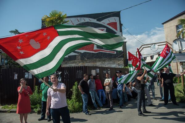 Abkhazie: l'opposition forme un Conseil de confiance populaire - Sputnik Afrique