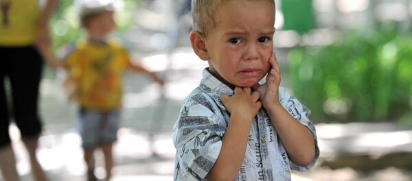Un petit garçon-réfugié ukrainien - Sputnik Afrique