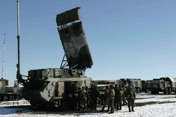 Les systèmes mobiles de missiles sol-air russes - Sputnik Afrique