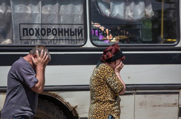 Ukraine: les tirs d'artillerie dans les environs de Lougansk et de Donetsk - Sputnik Afrique