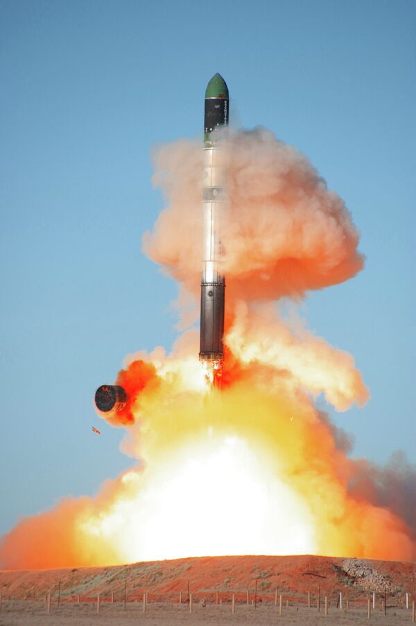 Missile balistique intercontinental RS-20 - Sputnik Afrique