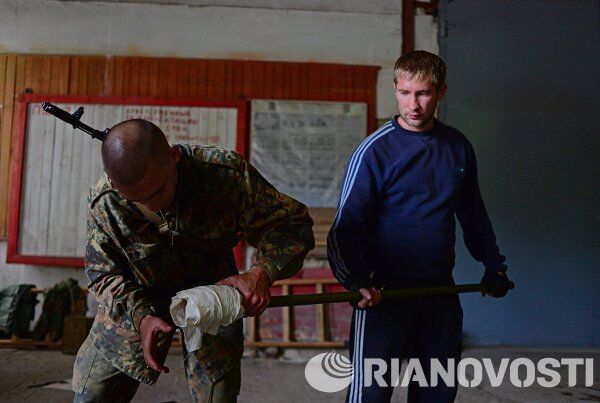 Ukraine: le quotidien d'un bataillon des forces d'autodéfense - Sputnik Afrique