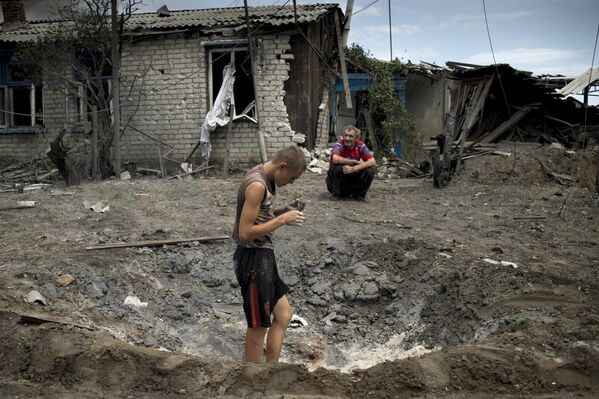 L'est de l'Ukraine après les bombardements - Sputnik Afrique