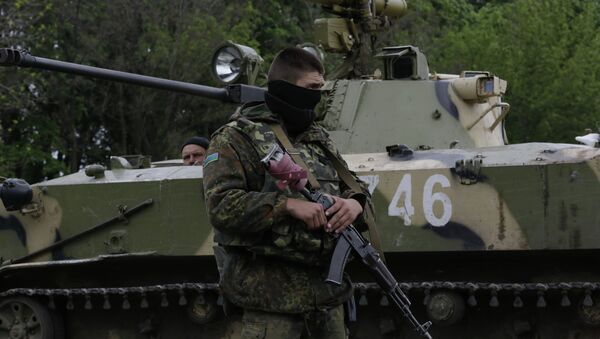 Ukraine: les forces de sécurité utilisent des armes de haute précision - Sputnik Afrique