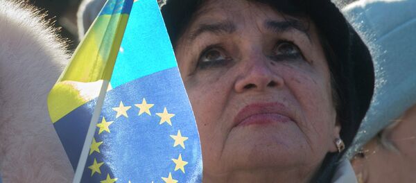 Ukraine: 55% des Russes sceptiques sur l'association avec l'UE (sondage) - Sputnik Afrique