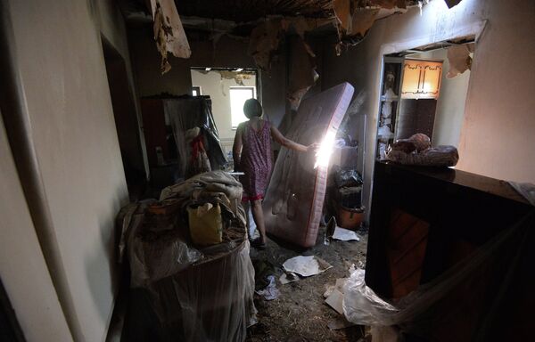Ukraine: Lougansk au bord de la catastrophe humanitaire (Conseil municipal) - Sputnik Afrique