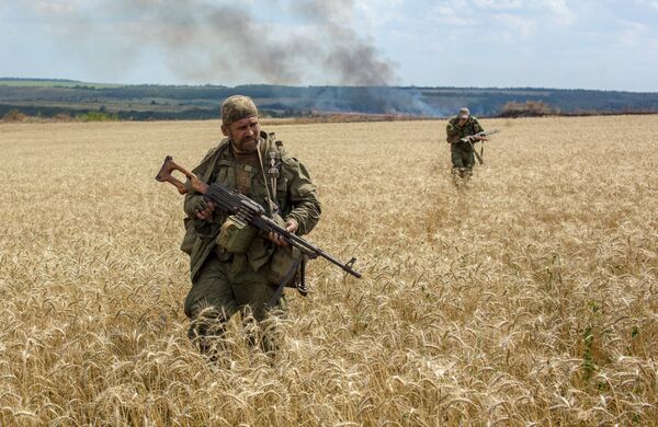 La Russie et l'Australie appellent à arrêter les combats dans l'est de l'Ukraine - Sputnik Afrique