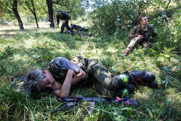 Ukraine: la vie sous les obus dans la région de Donetsk - Sputnik Afrique