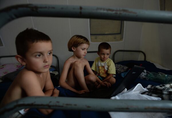 Dans un camp de réfugiés ukrainiens - Sputnik Afrique