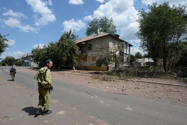 Ukraine: Chakhtersk après les raids de l'armée pro-Kiev - Sputnik Afrique