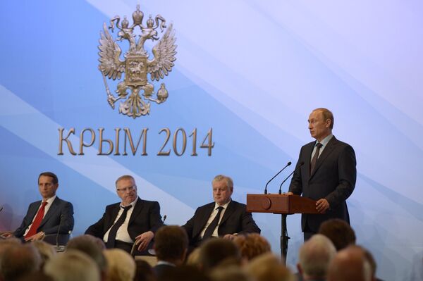 Vladimir Poutine, président de la Russie, lors d'une réunion avec les fractions politiques de la Douma - Sputnik Afrique