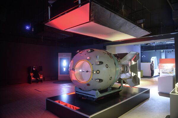 Bombe A: un poste de contrôle interactif exposé à Moscou - Sputnik Afrique
