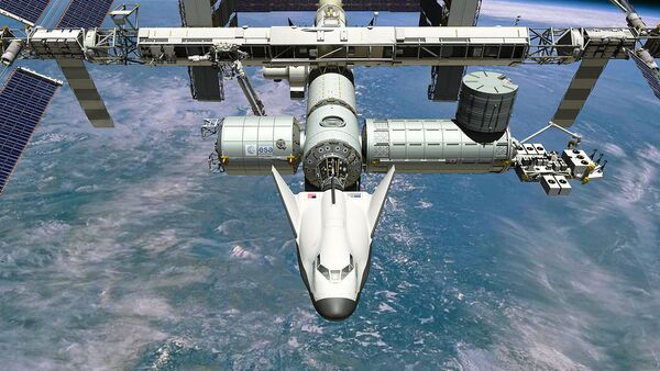 Le vaisseau habité réutilisable Dream Chaser s'arrime à l'ISS - Sputnik Afrique