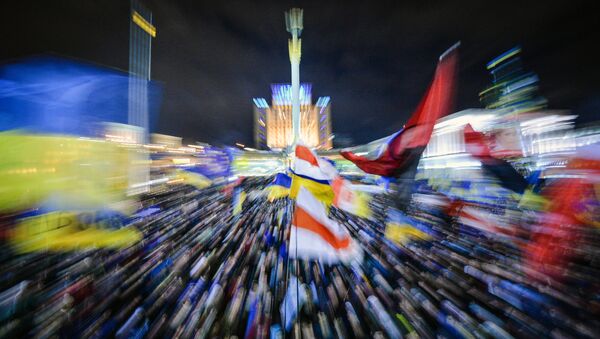 Сторонники евроинтеграции Украины на площади Независимости в Киеве - Sputnik Afrique