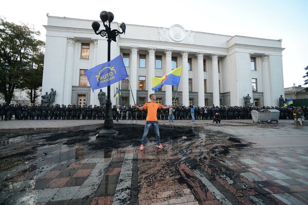 Meeting en faveur d'une loi sur le nettoyage du pouvoir à Kiev - Sputnik Afrique