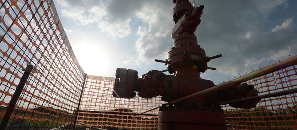 The borehole of shale gas mining - Sputnik Afrique