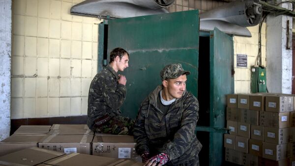 Ukraine: Moscou prépare le 4e convoi humanitaire - Sputnik Afrique