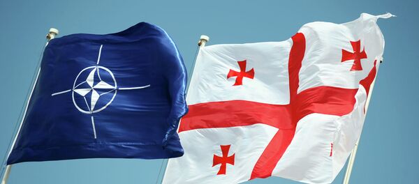 Флаги НАТО и Грузии - Sputnik Afrique