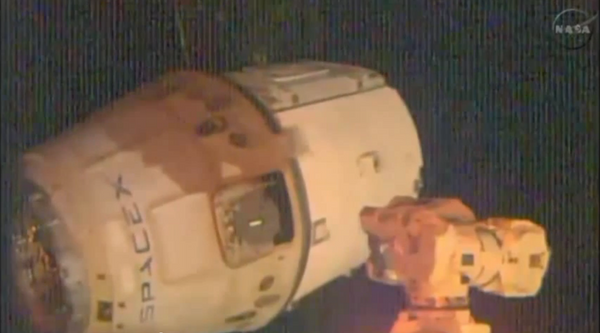 Le cargo spatial Dragon se sépare de l'ISS - Sputnik Afrique
