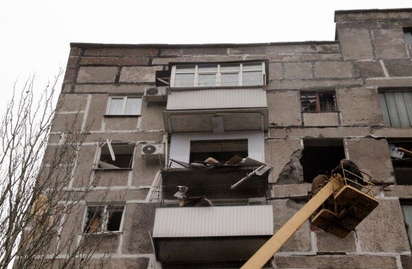 Ukraine: cinq morts et 17 civils blessés dans le Donbass - Sputnik Afrique