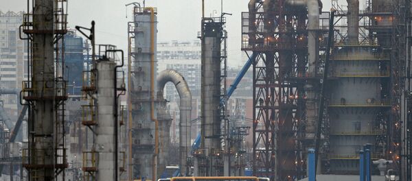 Нефтеперерабатывающее предприятие ОАО Газпромнефть – Московский НПЗ в Москве - Sputnik Afrique