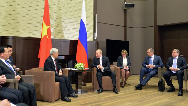 Vladimir Poutine et Nguyen Phu Trong à Sotchi - Sputnik Afrique
