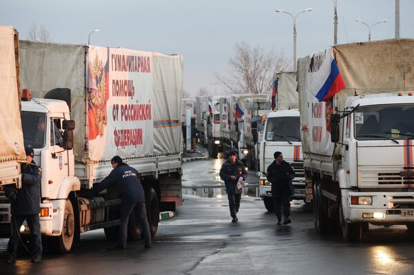 Ukraine: un nouveau convoi humanitaire russe arrive à Donetsk - Sputnik Afrique