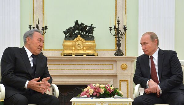 Noursoultan Nazarbaïev et Vladimir Poutine à Moscou - Sputnik Afrique
