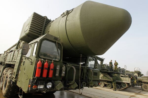 Les missiles balistiques russes Topol: 30 ans de service - Sputnik Afrique
