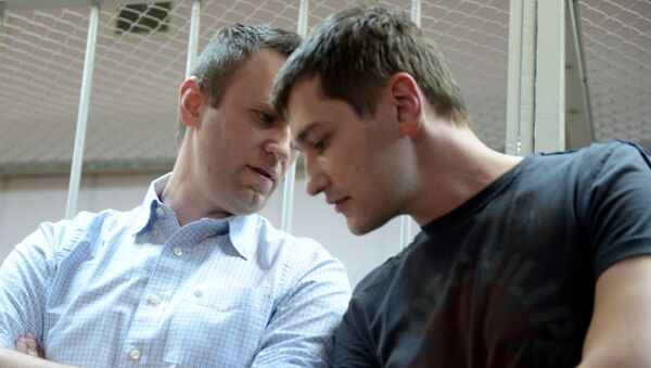 Alexeï Navalny et son frère Oleg Navalny - Sputnik Afrique