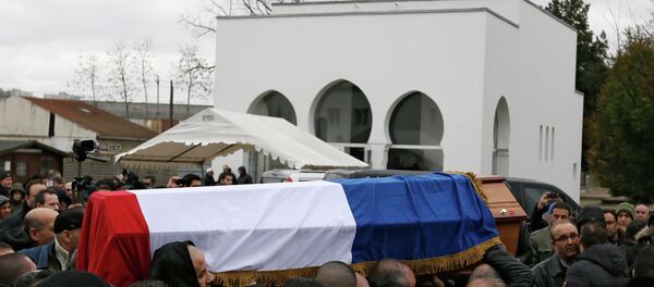 Charlie Hebdo: Al-Qaïda au Yémen revendique l'attaque - Sputnik Afrique