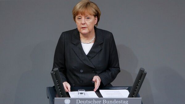 German Chancellor Angela Merkel speaks at a session of the lower house of parliament Bundestag in Berlin, January 15, 2015. - Sputnik Afrique