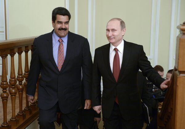 Nicolas Maduro et Vladimir Poutine - Sputnik Afrique