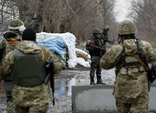 Ukraine : 200 soldats tués ou blessés en 24 heures (insurgés) - Sputnik Afrique