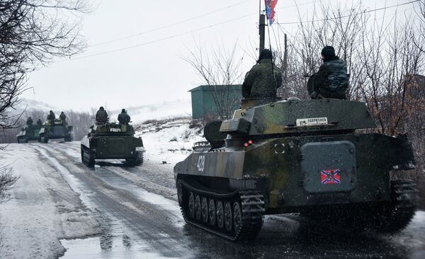 Donbass: les indépendantistes passent à l'offensive sur toute la ligne (Kiev) - Sputnik Afrique